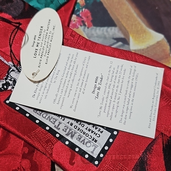 Elvis Presley Love Me Tender Silk Tie NWT - Picture 10 of 12